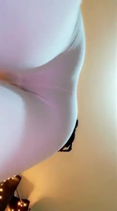 Nude Antilles Nacktbilder von OnlyFans