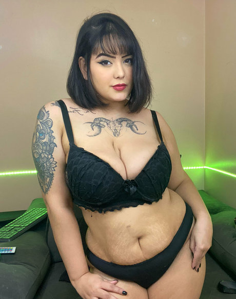 witchfoxie XXX Leak OnlyFans Leak