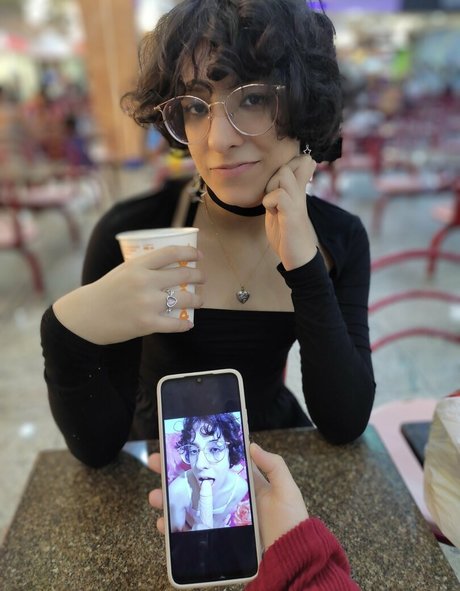 Sarah Angel OnlyFans-Creator