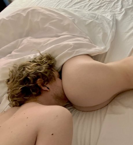 slapmepls OnlyFans XX