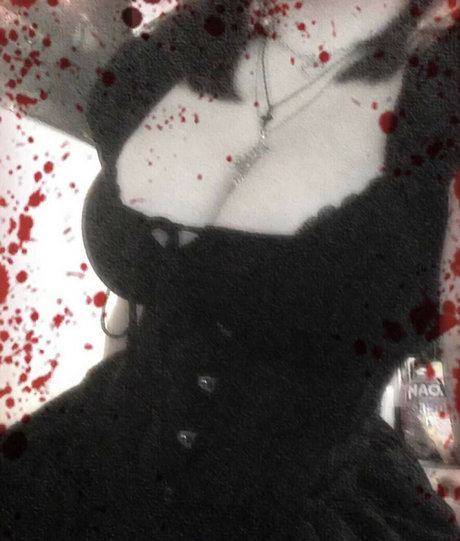 Hellok1ttyslvt OnlyFans geleakte Pornografie