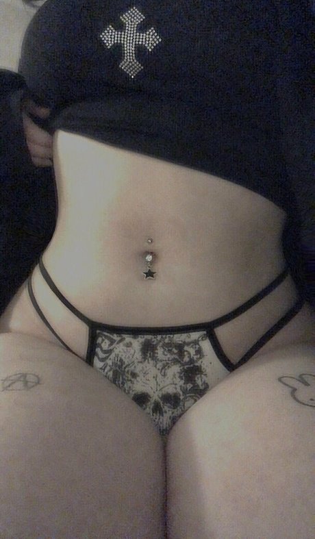 Hellok1ttyslvt Leaked OnlyFans Bilder