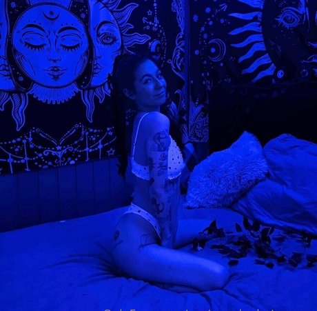 vesteraalenhotmama Sex auf OnlyFans