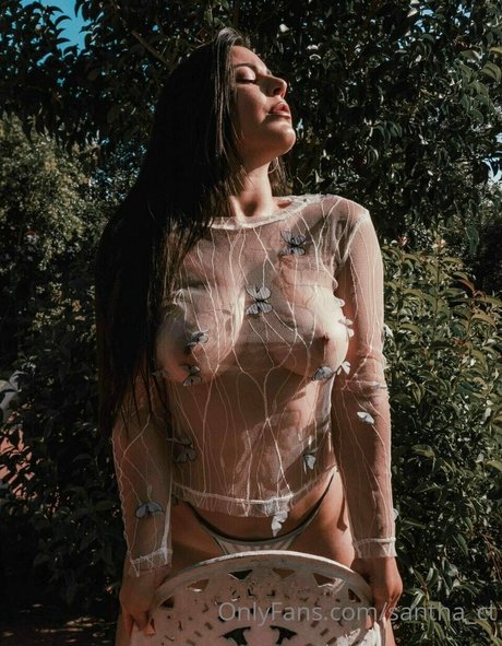 santha comotu OnlyFans Sextape