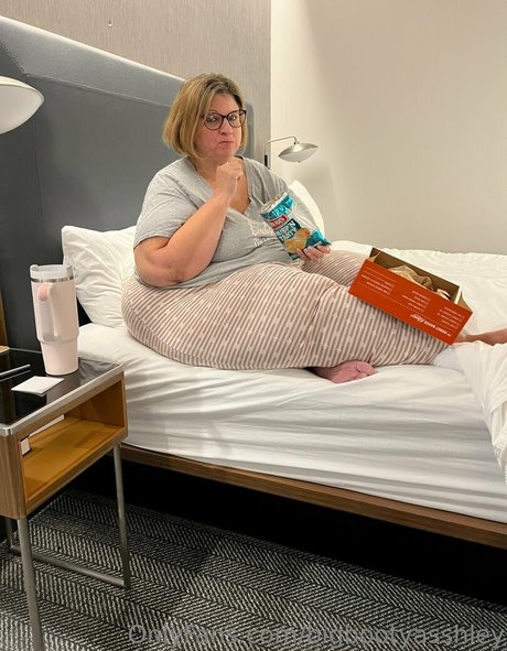 bigbootyasshley Nacktbilder von OnlyFans