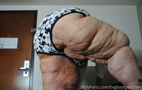 bigbootyasshley OnlyFans Joi