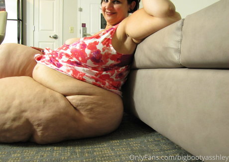 bigbootyasshley OnlyFans Leaks