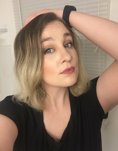 Mx Max Leaks von Nacktbildern auf OnlyFans