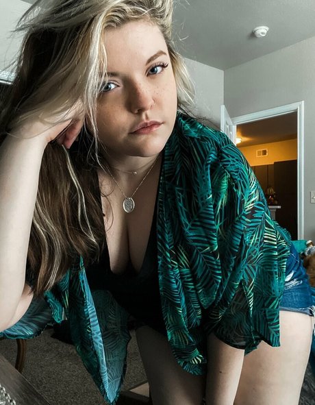 Meg Kaylee OnlyFans-Bilder