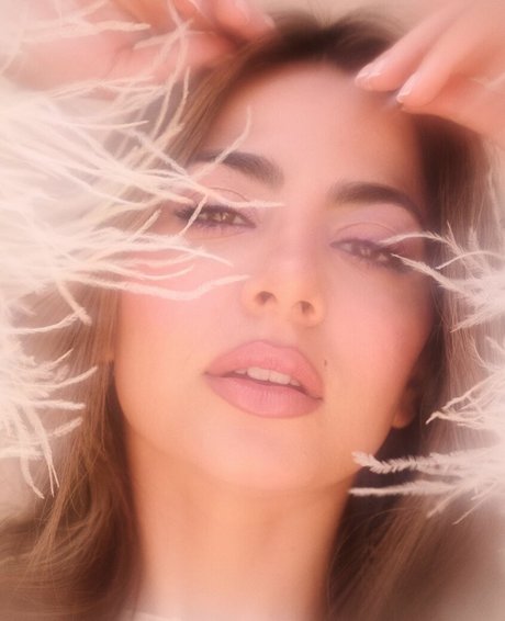 Emeraude Toubia Nacktbilder auf OnlyFans