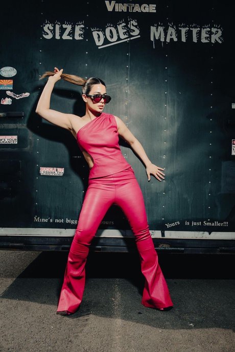 Emeraude Toubia OnlyFans-Leaks