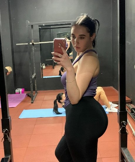 anattienn Nacktpornos auf OnlyFans