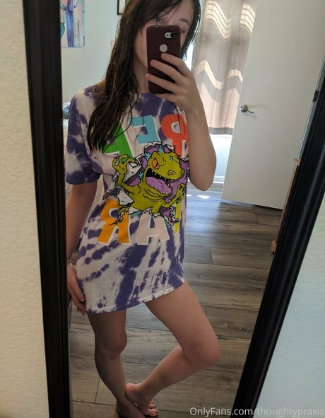 thoughtypraxis Heiße OnlyFans Inhalte