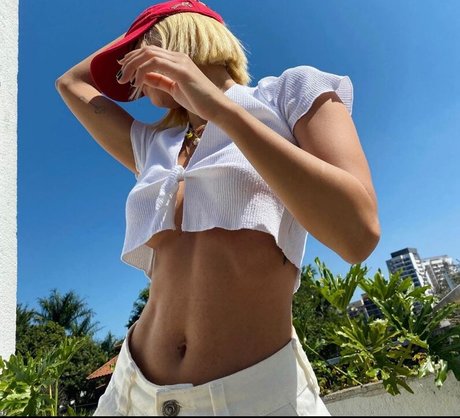 Manu Gavassi Neues OnlyFans