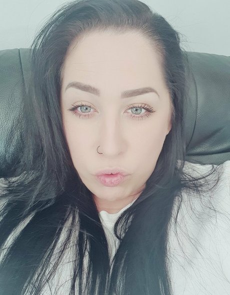 cream my holes OnlyFans