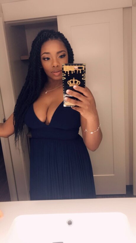 Deliciously Tasty_ Nacktbilder OnlyFans Leak