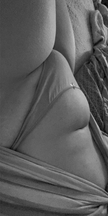 June West Nackt Leaks OnlyFans