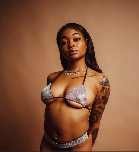 BombCHANEL Nacktbilder OnlyFans geleakt