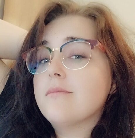 KatieMonster Kostenlose OnlyFans-Pornos