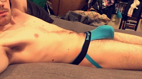 Muscle Suit Dude OnlyFans kostenlos