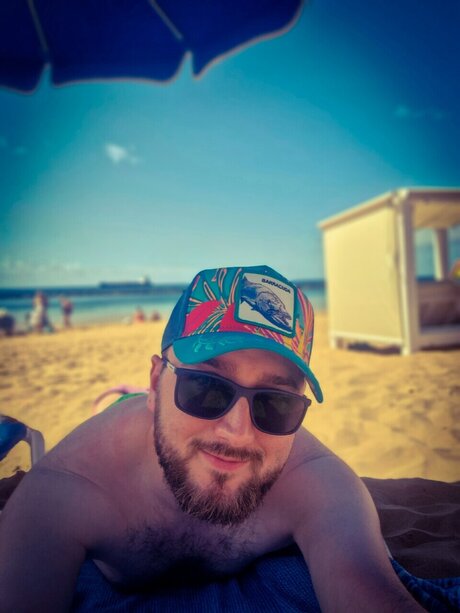 Naked Snake Nacktbilder von OnlyFans geleakt