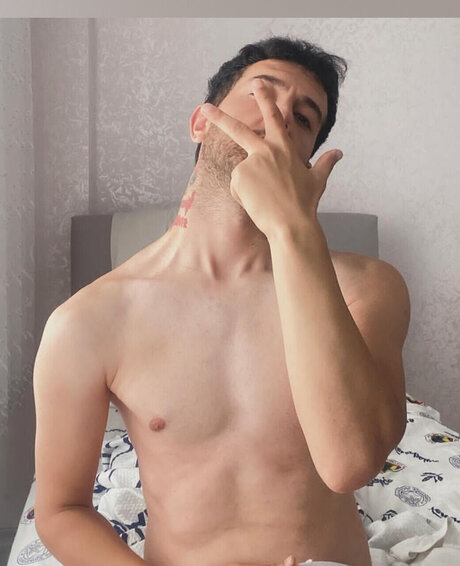 _OZAN KARAYEL_ OnlyFans Leaked