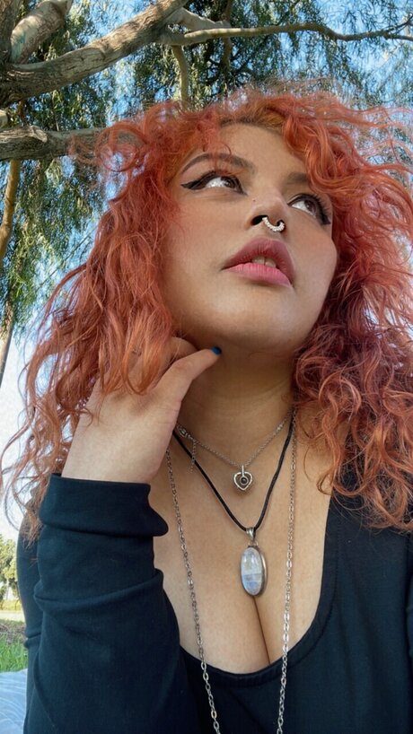 Iskay Nacktbilder von OnlyFans