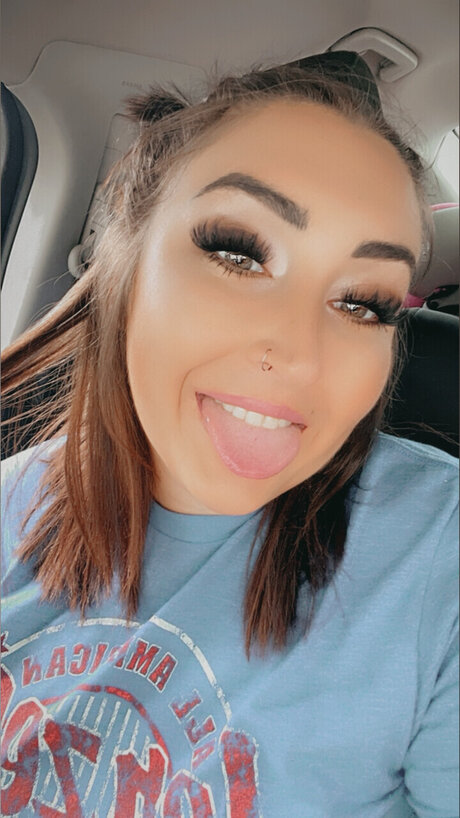 THE Savvvvv_ OnlyFans Gratis