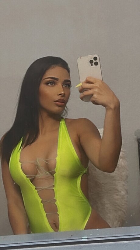 Phe_ Leaks von Nacktbildern auf OnlyFans