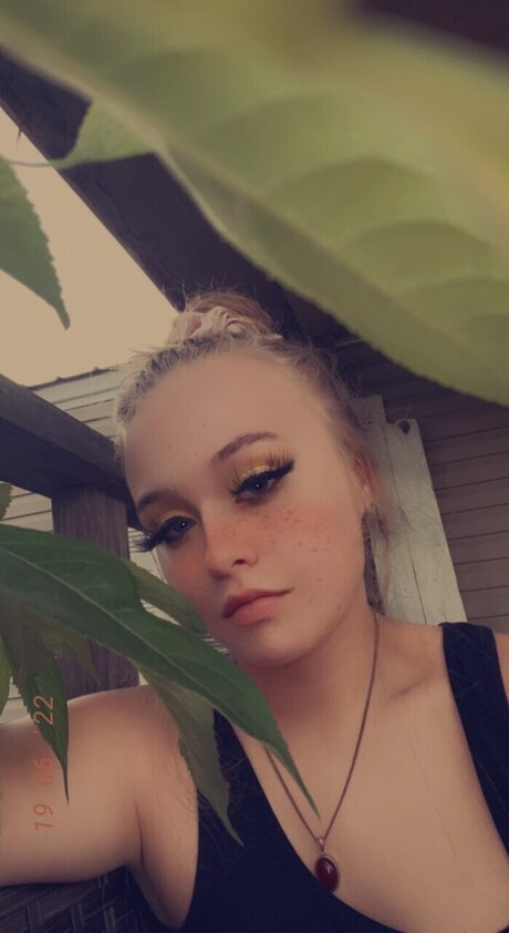 LilBit OnlyFans Arsch Leak