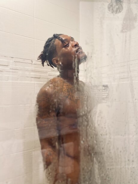 Kingg Kayy Leaks von OnlyFans