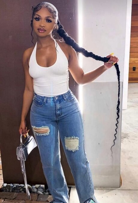 u45921550 OnlyFans Inhalte