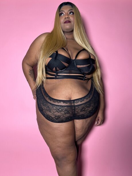 Goddess Jaded Dragon Sex auf OnlyFans