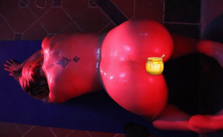 Que Hefner OnlyFans Sex