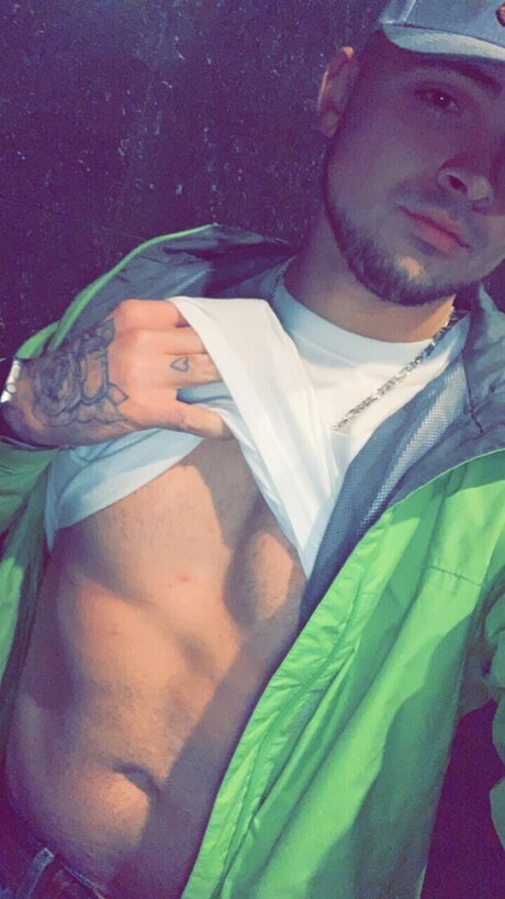 Dalton Brown Oben ohne OnlyFans