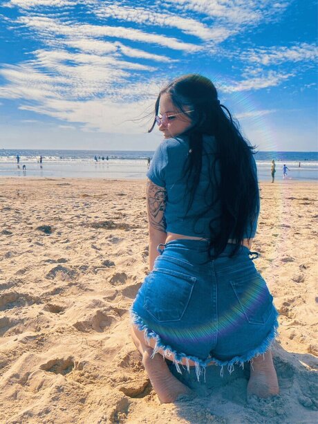 Cave Girl_ OnlyFans Nacktbilder