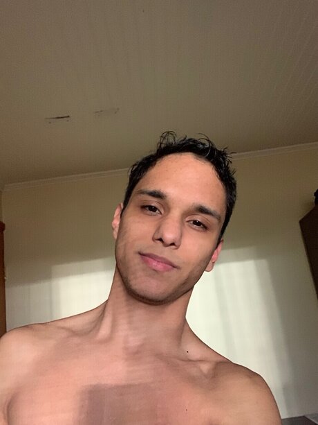 Sebasti n Pern a OnlyFans Archiv