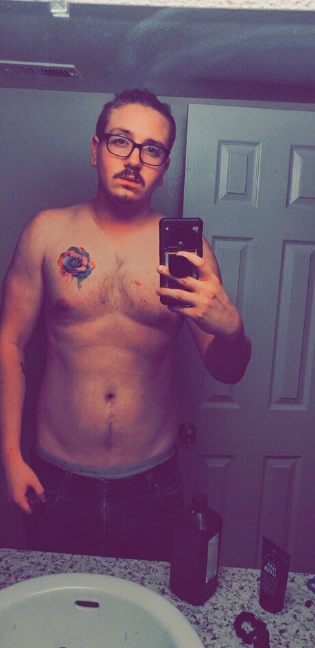 Man wonder98 Sex auf OnlyFans