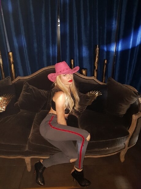 Redheels OnlyFans Lesbisch