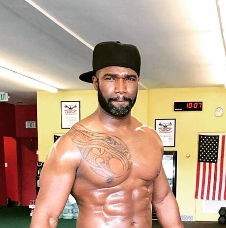 Coach W Nacktbilder OnlyFans Leaks