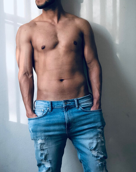 Senpai_ Nacktbilder von OnlyFans