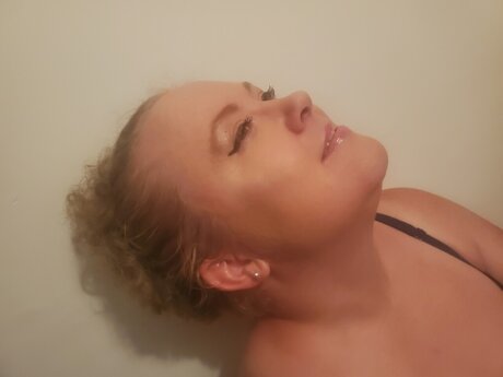 Lacy Cakes_ Model OnlyFans Foto