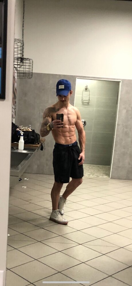 Krue Nacktbilder geleakt OnlyFans