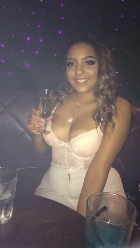 Senia Leaks von OnlyFans