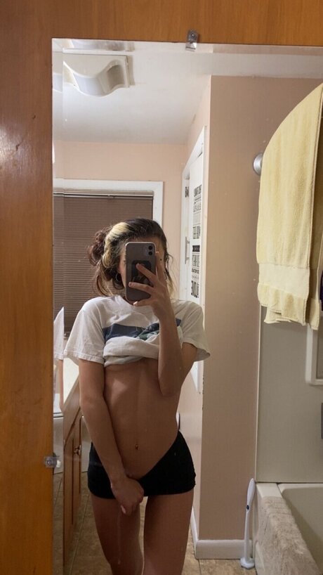 LolaBanks Leaked OnlyFans Sex