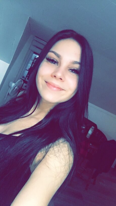 Naugthylee OnlyFans Leak