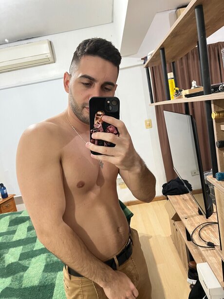 Matt Toxic_ OnlyFans-Fotos