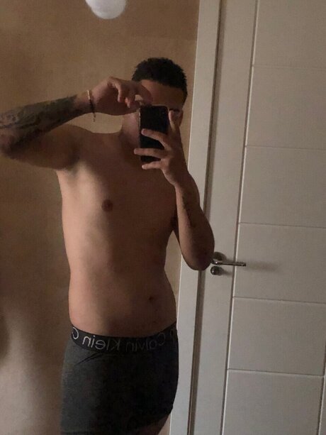 Rogg OnlyFans Pornografie