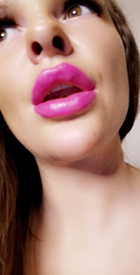 Megan M6 Nacktbilder von OnlyFans