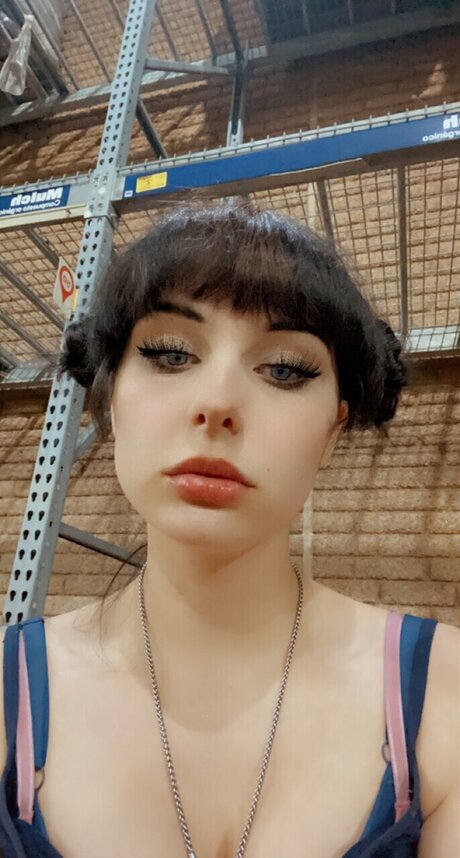 Dani Star s Feet OnlyFans Sex